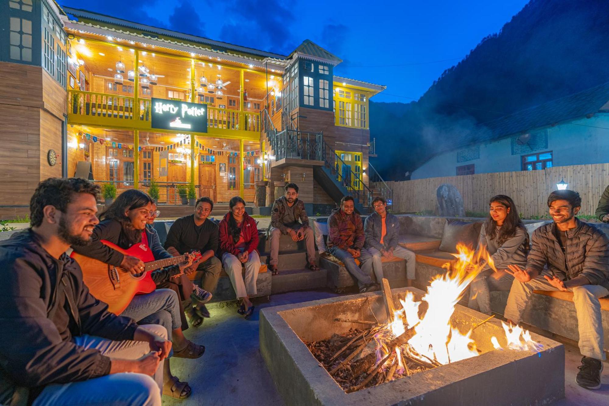 Whoopers Boutique Kasol Hostel Ngoại thất bức ảnh